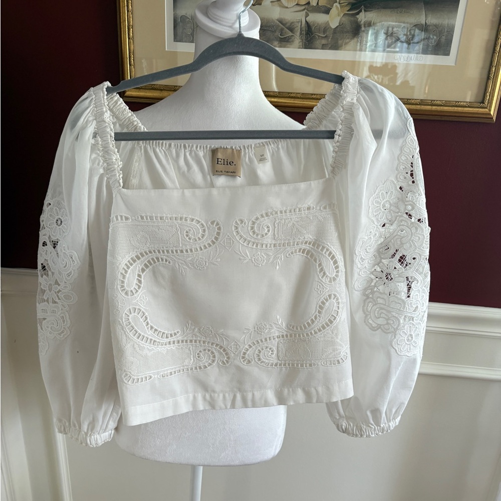 Elie Tahari White Embroidered Blouse